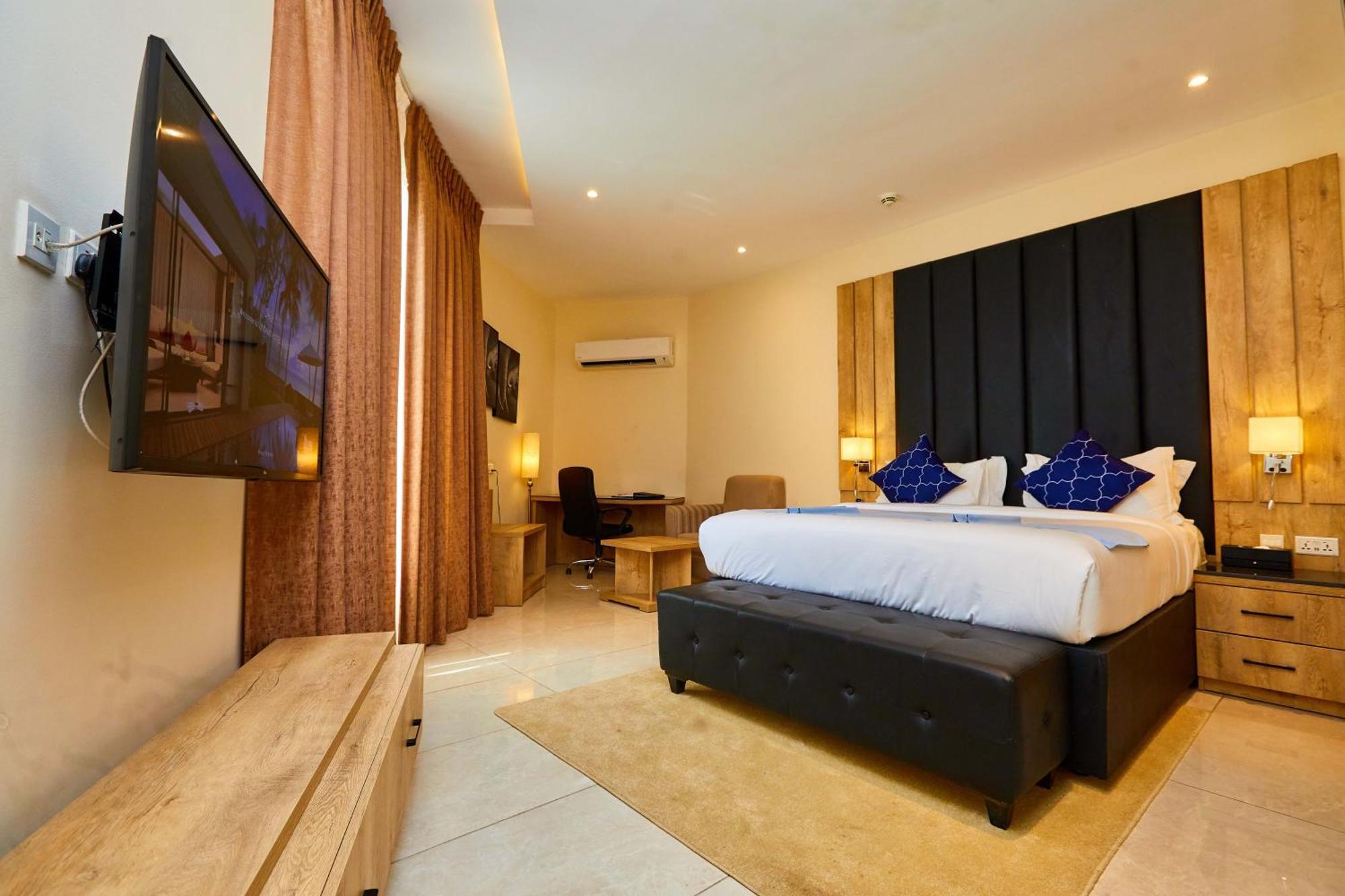 Vintano Hotel Лекки Экстерьер фото