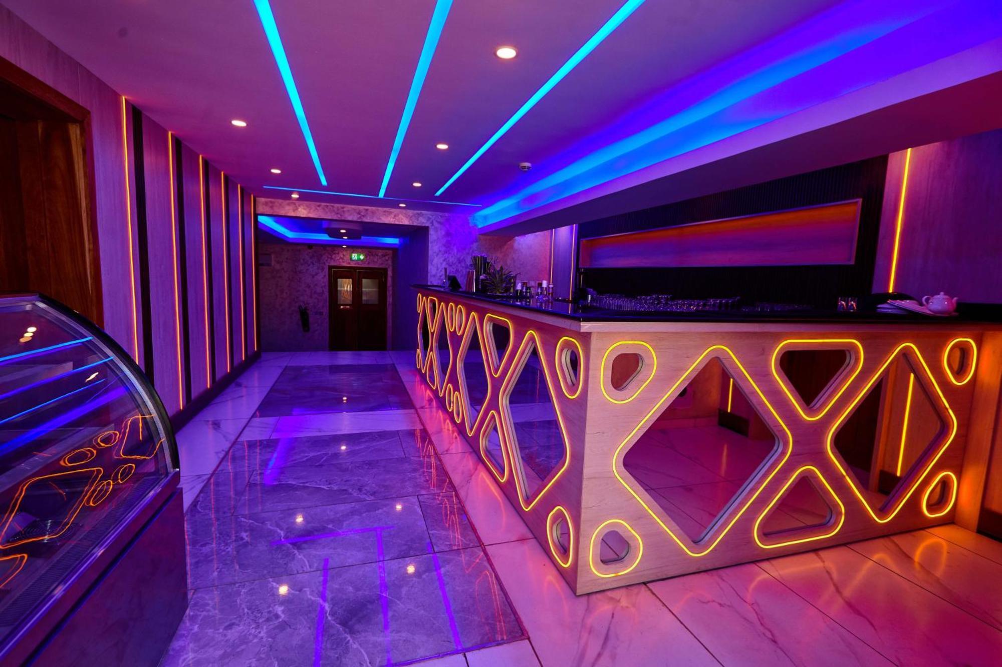 Vintano Hotel Лекки Экстерьер фото