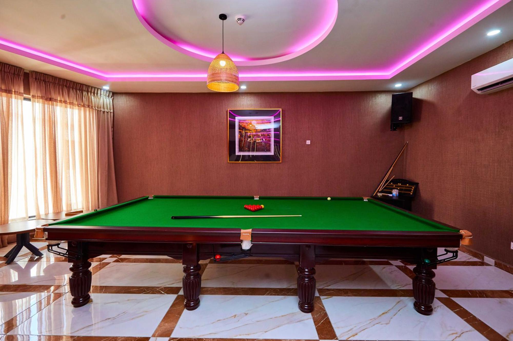 Vintano Hotel Лекки Экстерьер фото