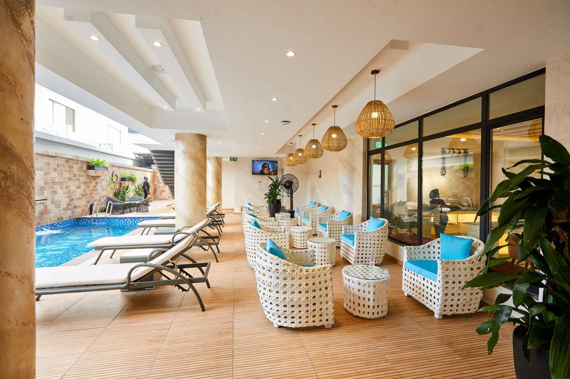 Vintano Hotel Лекки Экстерьер фото